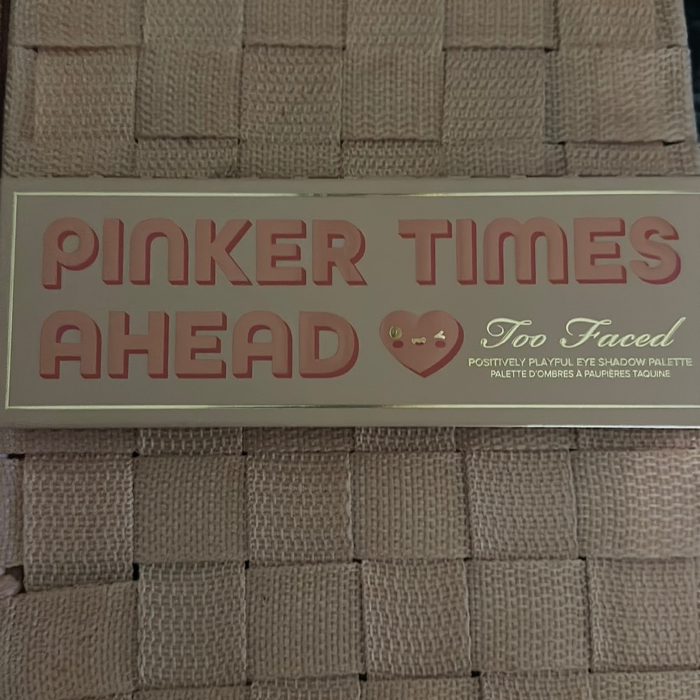 Too Faced Pinker Times Ahead Palette (Brand New)❣️